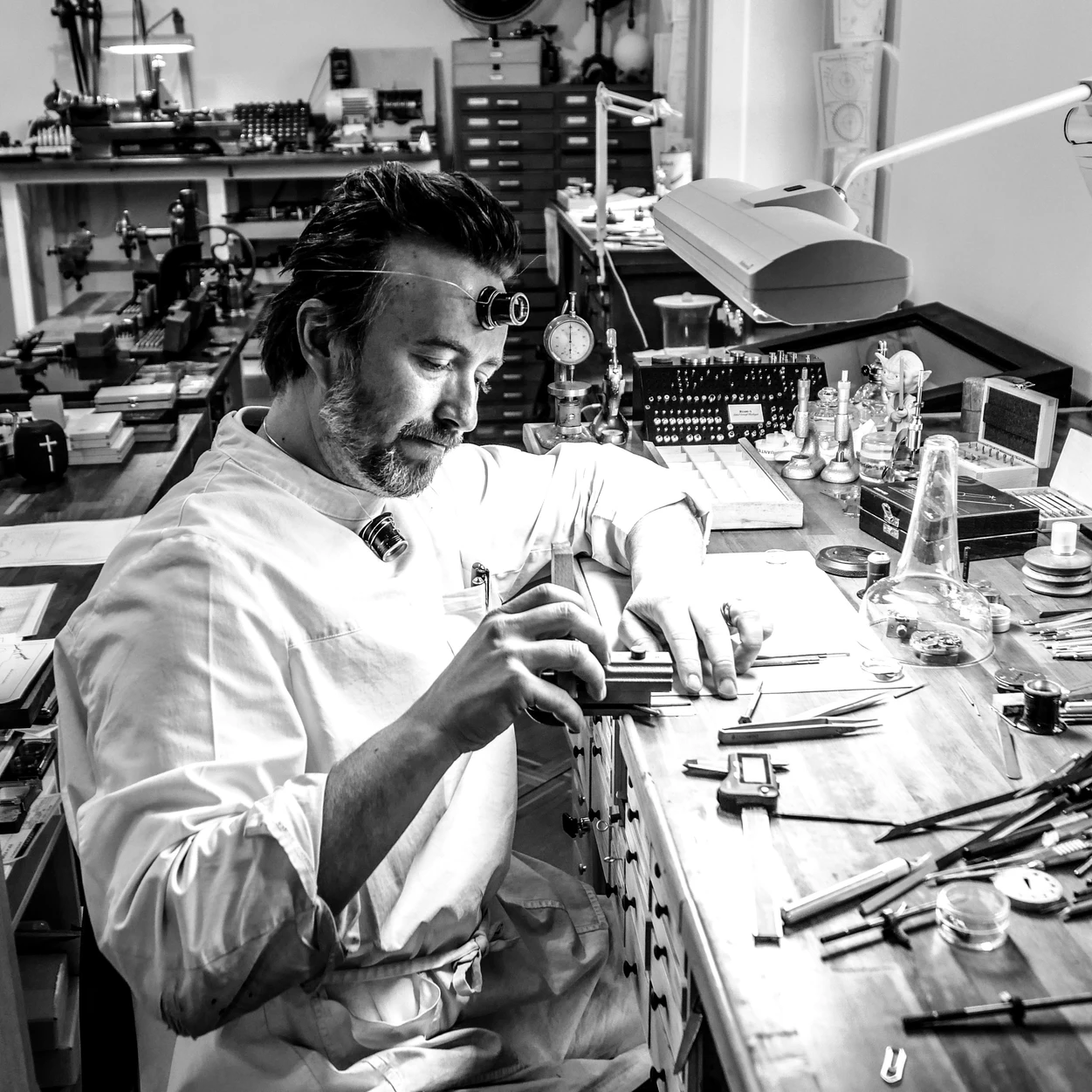 In Bienne, an Independent Watchmaker Opens his Ateliers, and his Soul